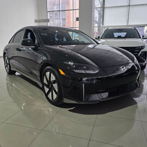 Hyundai Ioniq 2023 рік